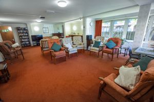 Residents Lounge- click for photo gallery